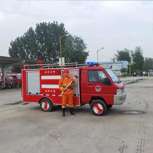 泡沫消防車 電動消防車